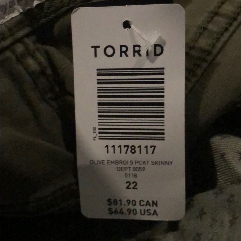 Torrid Embroidered Olive Skinny Capri Pant Size 22 - Picture 5 of 5